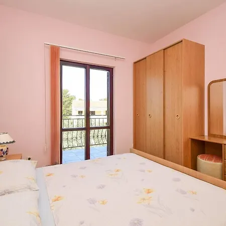 Vukic 1282 Gasthof Vrsi
